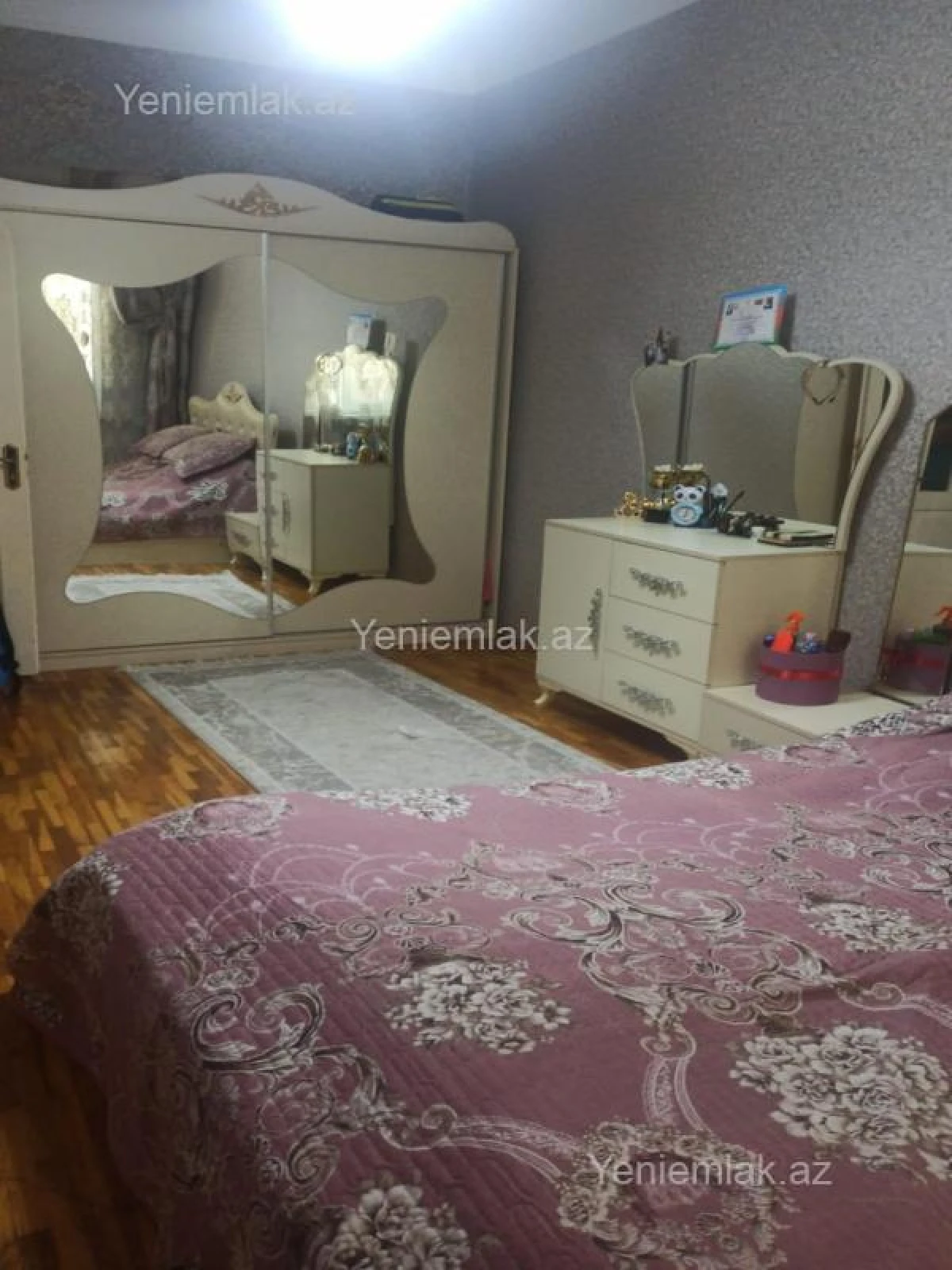 Satılır 2 otaqlı köhnə tikili 50 m²