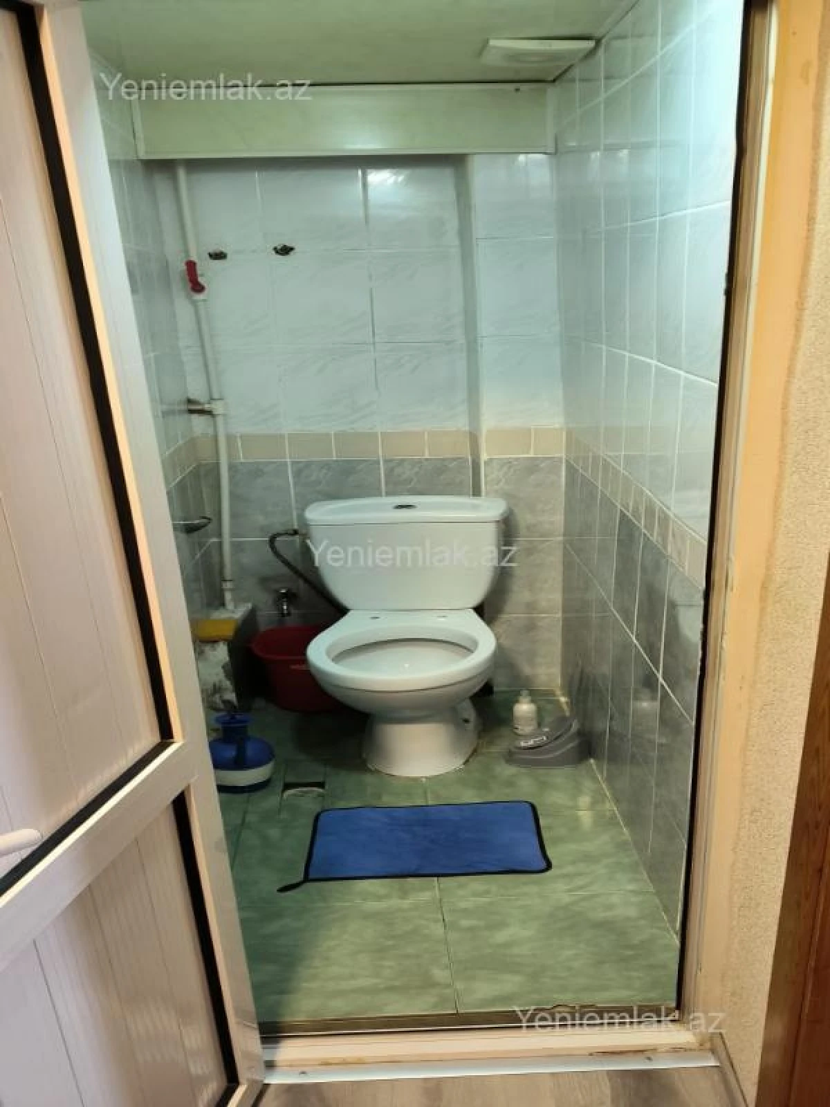 Satılır 4 otaqlı köhnə tikili 80 m²