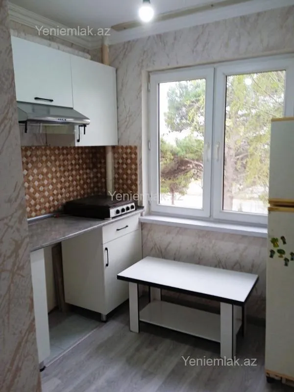Satılır 1 otaqlı köhnə tikili 31 m²