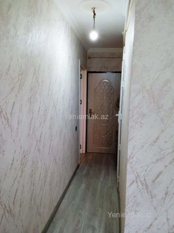 Satılır 1 otaqlı köhnə tikili 31 m²