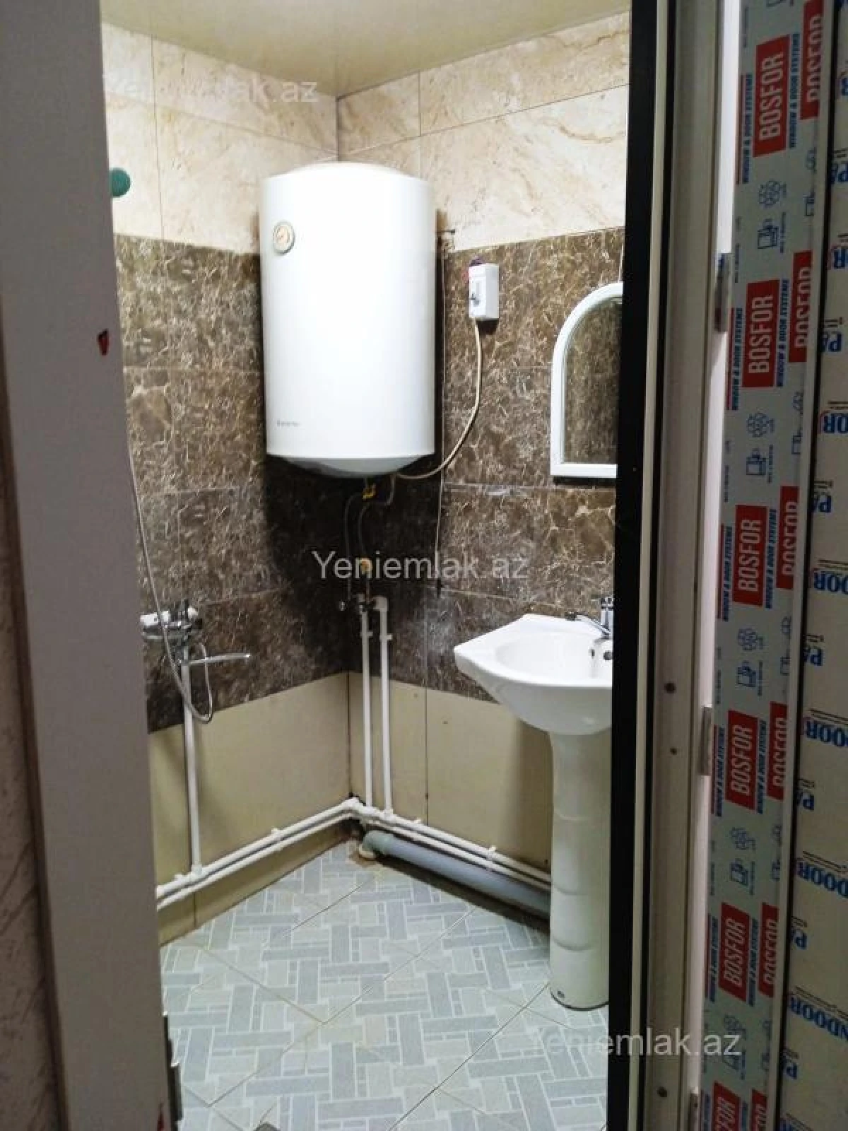 Satılır 1 otaqlı köhnə tikili 31 m²