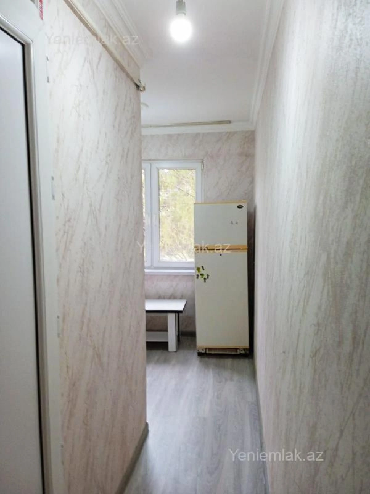 Satılır 1 otaqlı köhnə tikili 31 m²