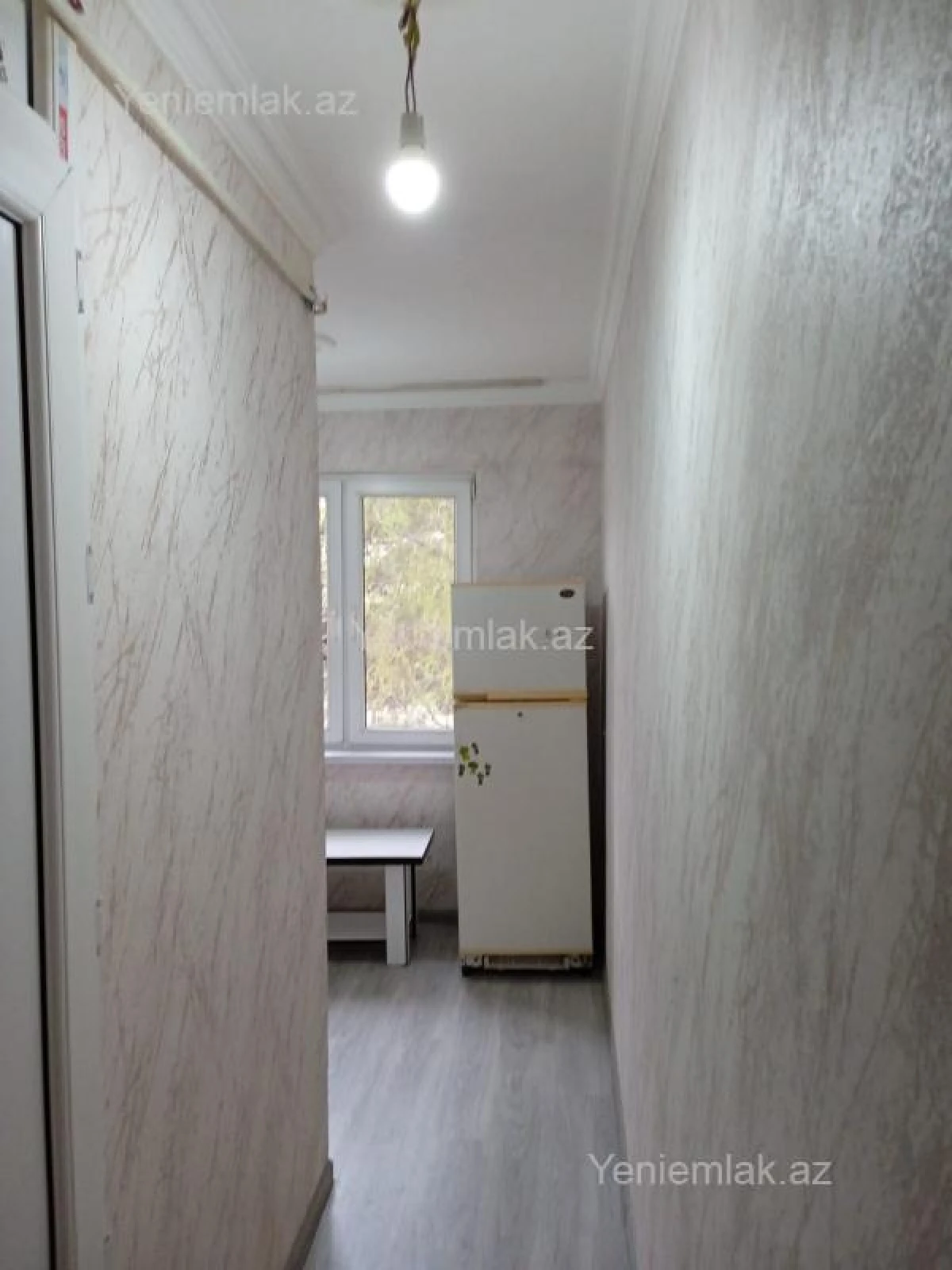 Satılır 1 otaqlı köhnə tikili 31 m²