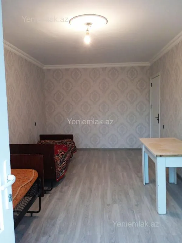 Satılır 1 otaqlı köhnə tikili 31 m²