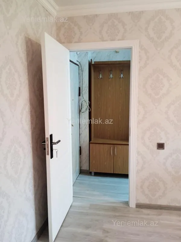 Satılır 1 otaqlı köhnə tikili 31 m²