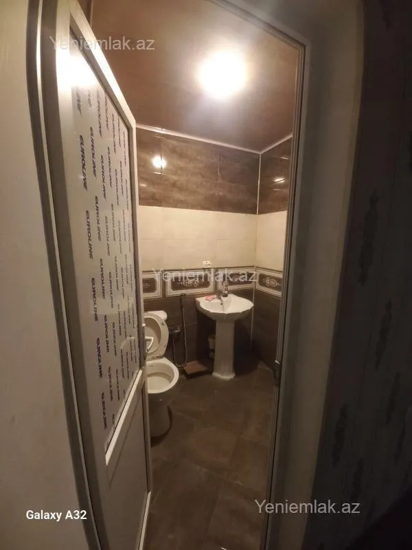 Satılır 2 otaqlı köhnə tikili 47 m²