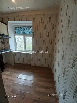 Satılır 2 otaqlı köhnə tikili 47 m²