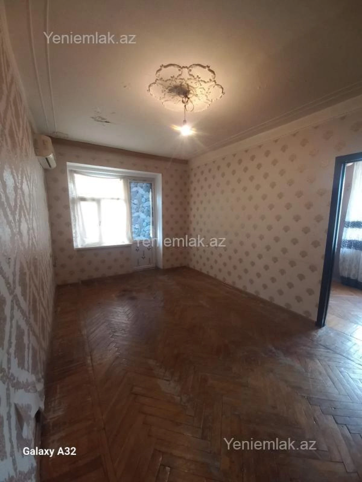 Satılır 2 otaqlı köhnə tikili 47 m²
