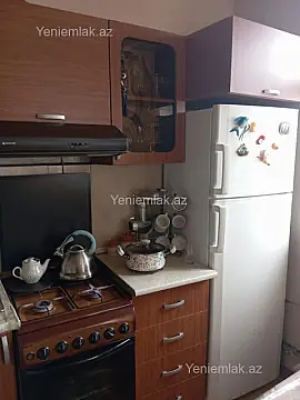 Satılır 2 otaqlı köhnə tikili 52 m²