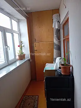 Satılır 2 otaqlı köhnə tikili 52 m²