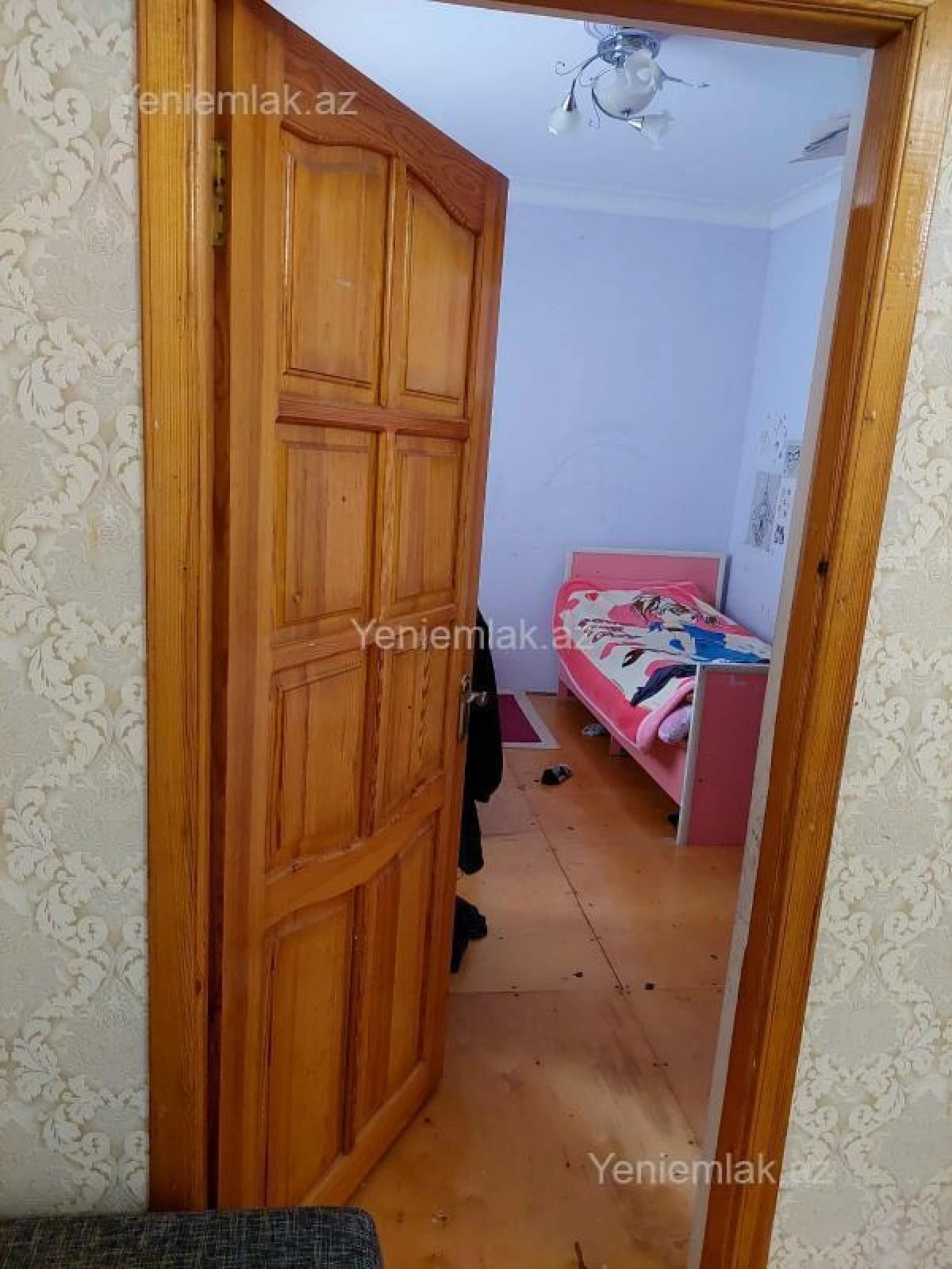 Satılır 5 otaqlı həyət evi 165 m²