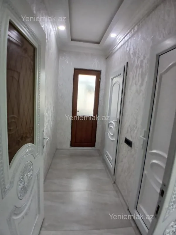 Satılır 4 otaqlı köhnə tikili 95 m²