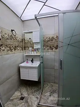 Satılır 4 otaqlı köhnə tikili 95 m²