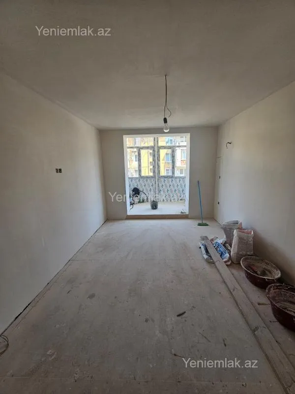 Satılır 2 otaqlı köhnə tikili 40 m²
