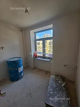 Satılır 2 otaqlı köhnə tikili 40 m²