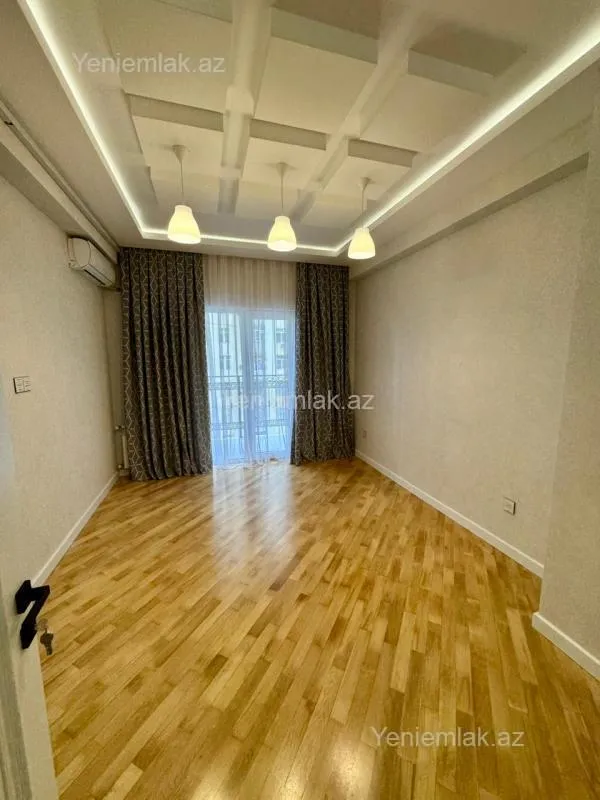Satılır 3 otaqlı yeni tikili 106 m²