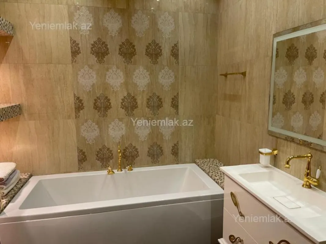 Satılır 4 otaqlı yeni tikili 244 m²