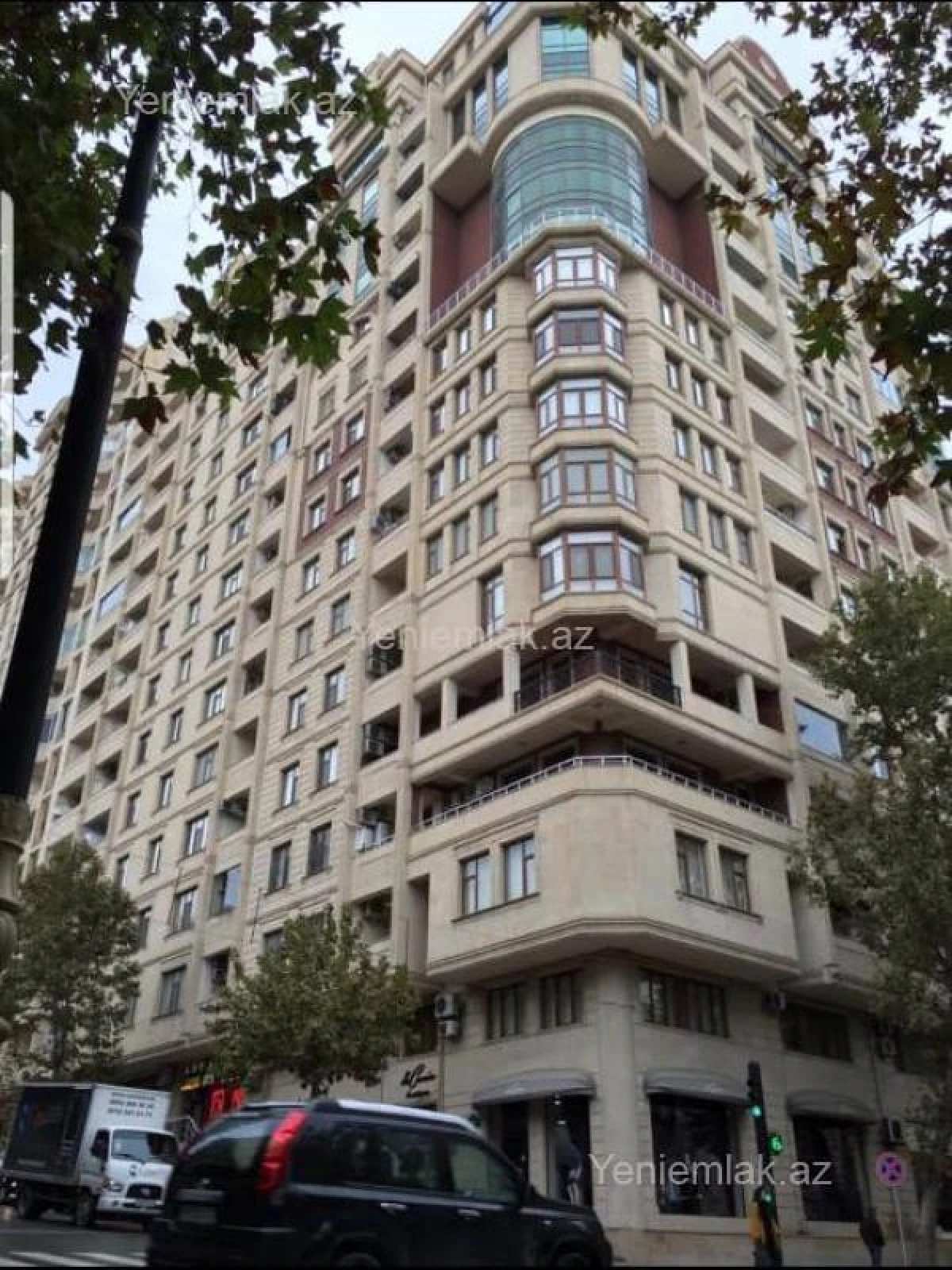 Satılır 4 otaqlı yeni tikili 244 m²