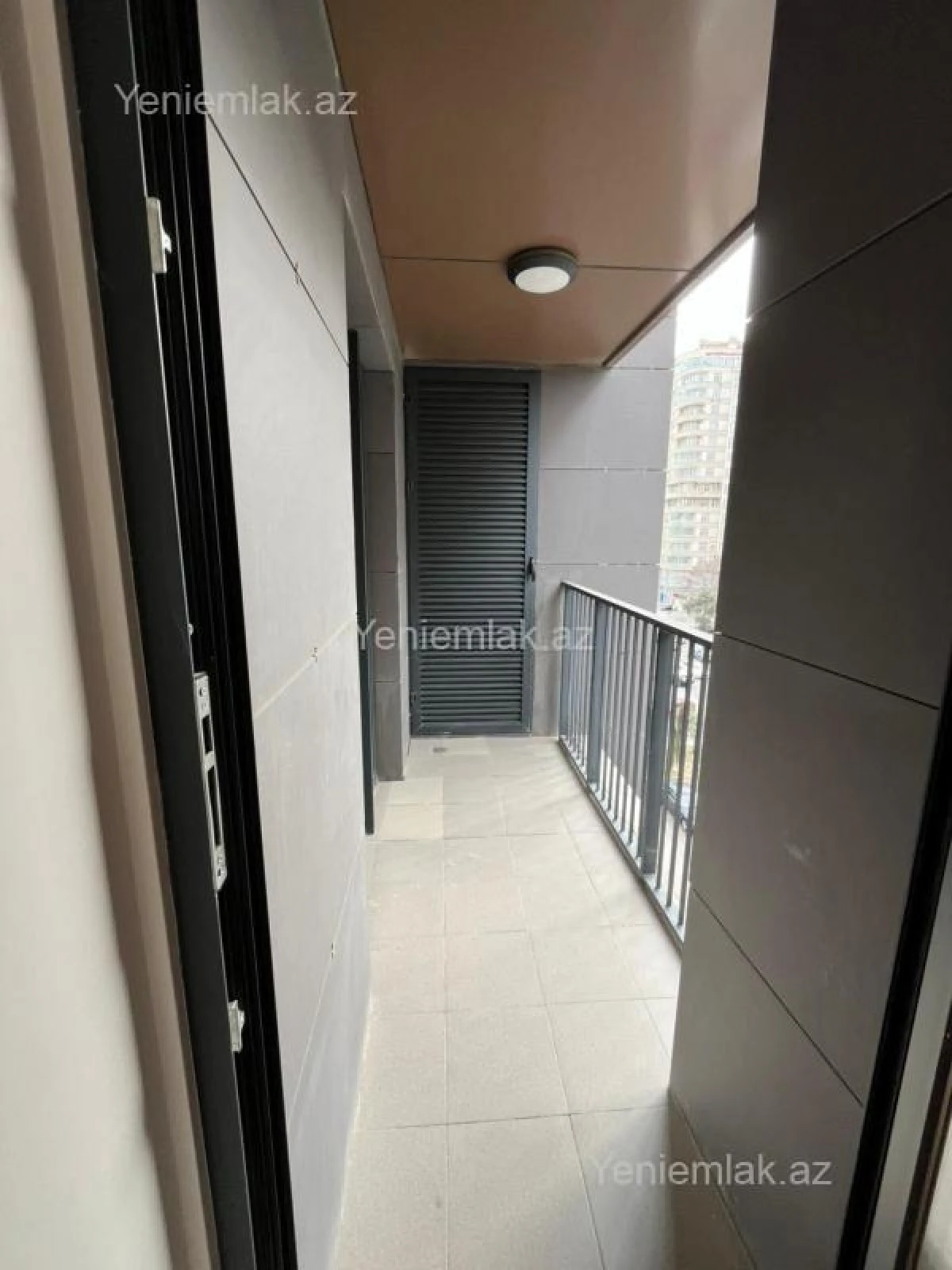 Satılır 3 otaqlı yeni tikili 82 m²