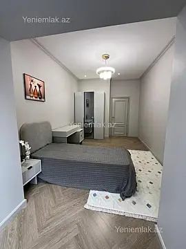 Satılır 3 otaqlı yeni tikili 82 m²