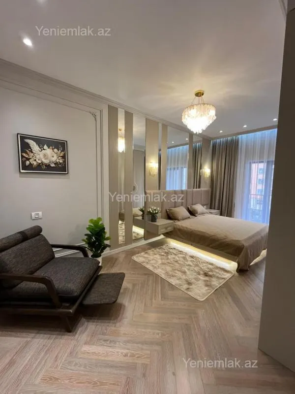 Satılır 3 otaqlı yeni tikili 82 m²