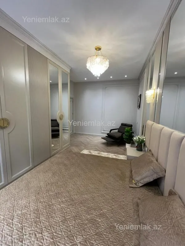 Satılır 3 otaqlı yeni tikili 82 m²