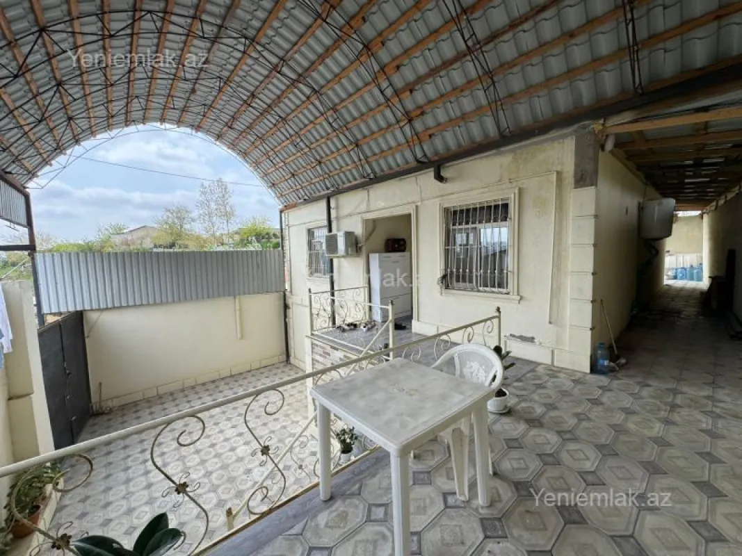 Satılır 3 otaqlı həyət evi 95 m²