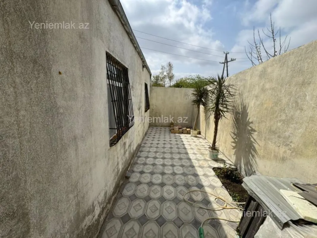 Satılır 3 otaqlı həyət evi 95 m²