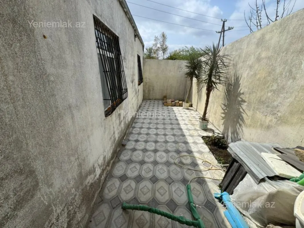 Satılır 3 otaqlı həyət evi 95 m²