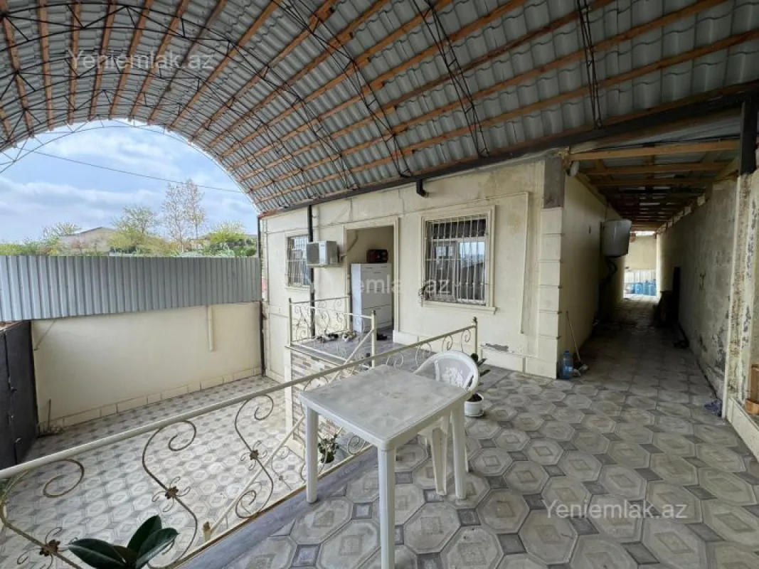 Satılır 3 otaqlı həyət evi 95 m²