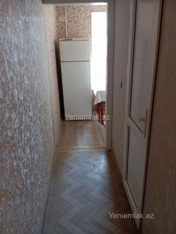 Satılır 2 otaqlı köhnə tikili 40 m²