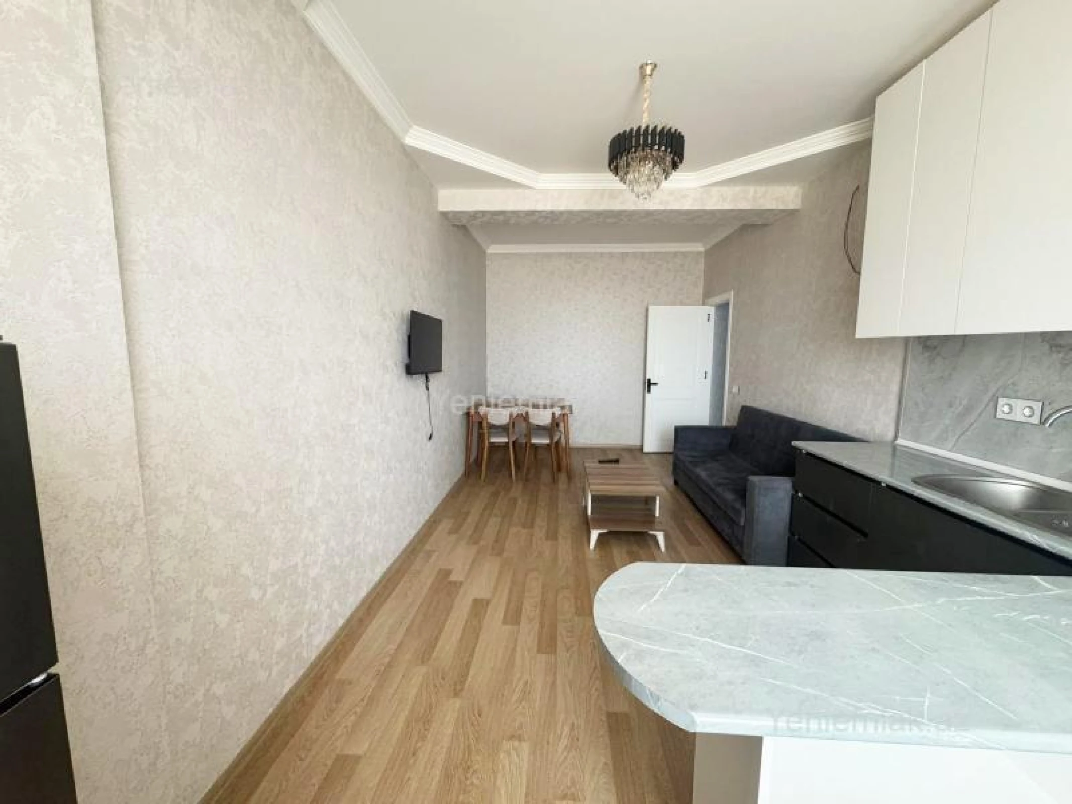 Satılır 2 otaqlı yeni tikili 59 m²