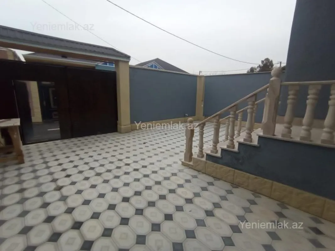 Satılır 3 otaqlı həyət evi 100 m²
