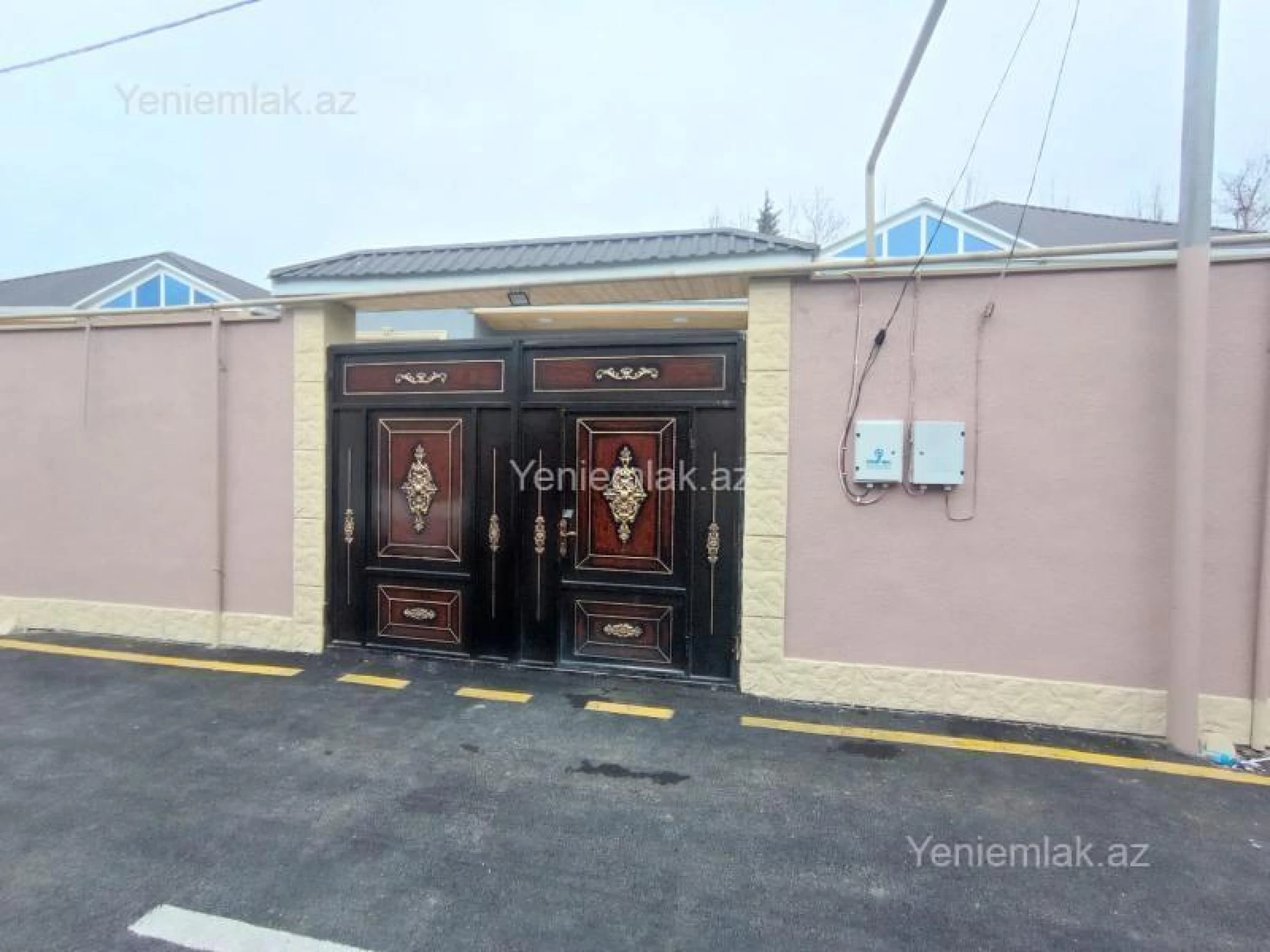 Satılır 3 otaqlı həyət evi 100 m²