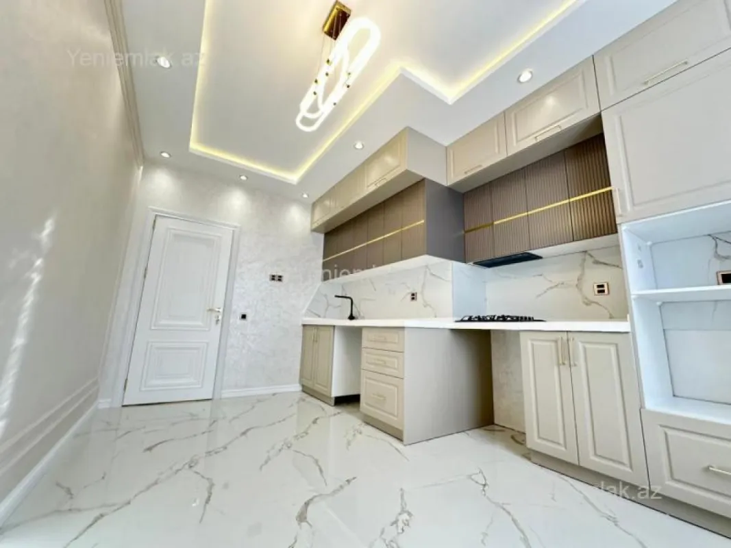 Satılır 3 otaqlı yeni tikili 112 m²