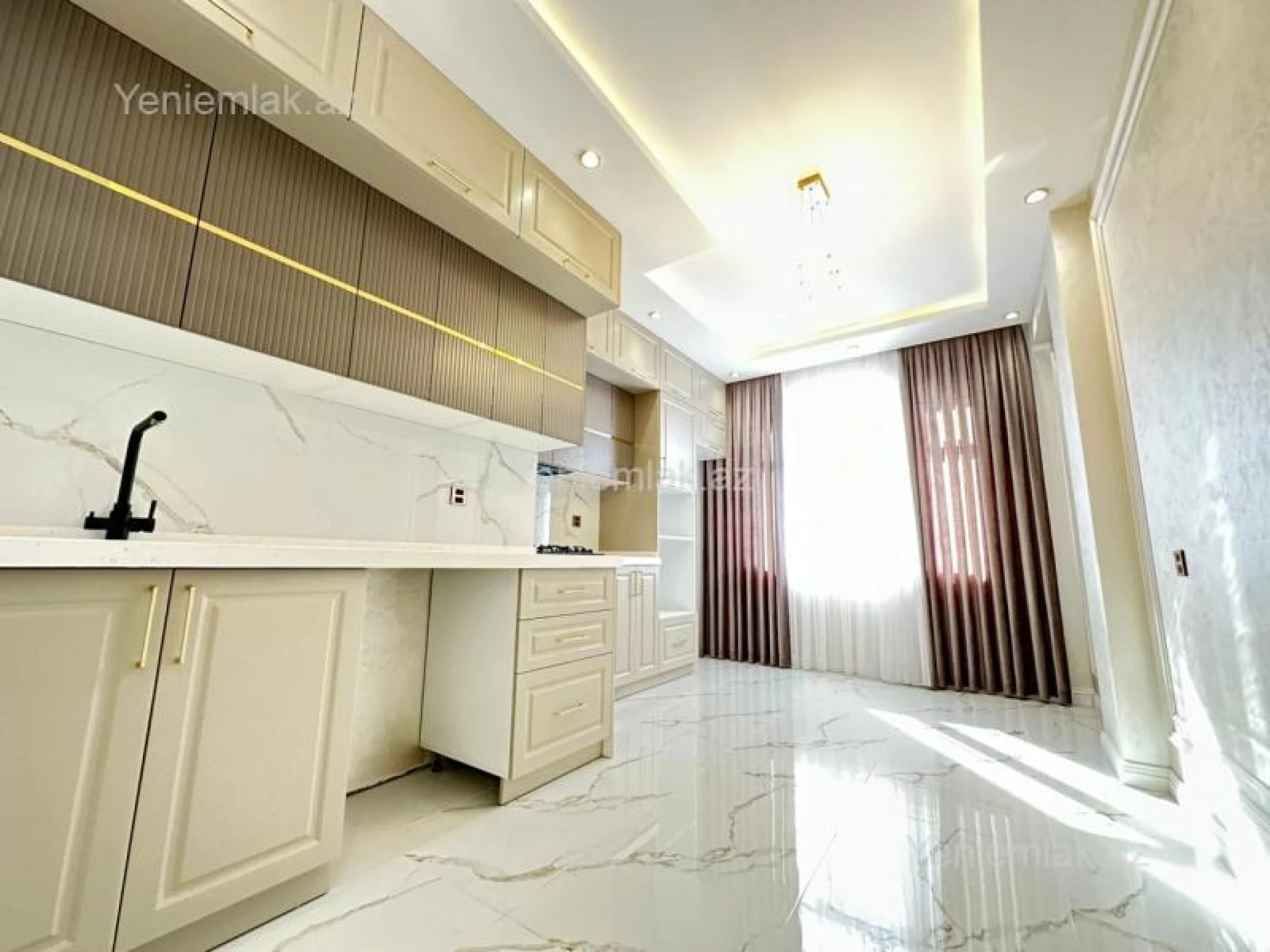 Satılır 3 otaqlı yeni tikili 112 m²