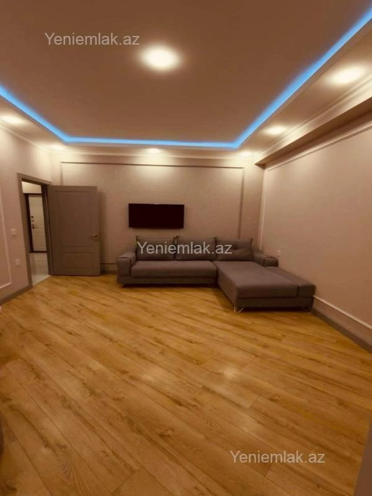 Satılır 2 otaqlı yeni tikili 64 m²