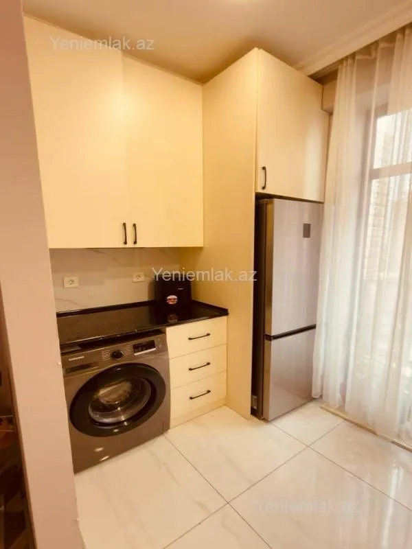 Satılır 2 otaqlı yeni tikili 64 m²