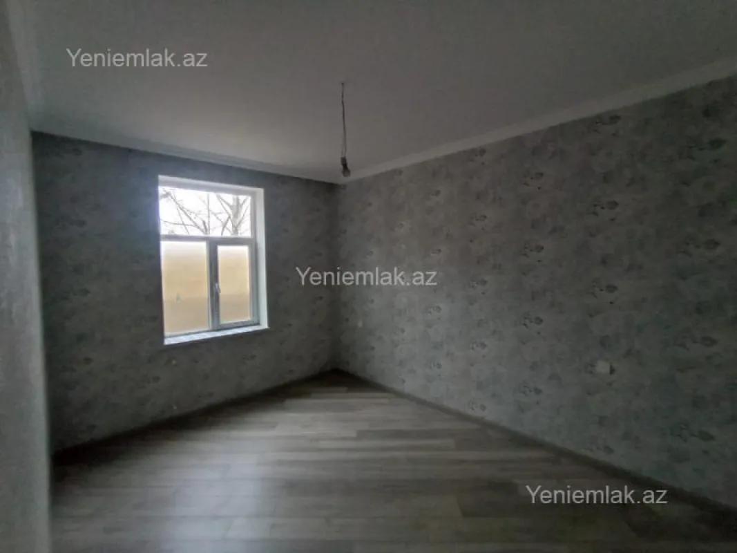 Satılır 4 otaqlı həyət evi 130 m²