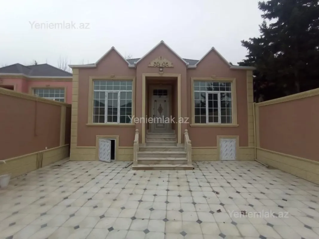 Satılır 4 otaqlı həyət evi 130 m²