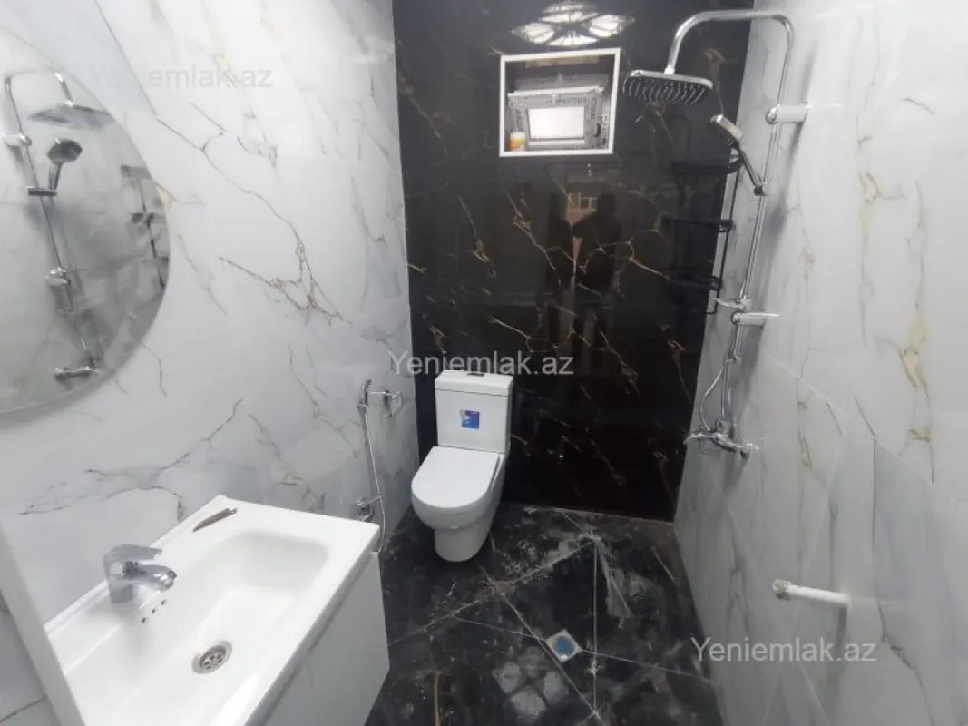 Satılır 4 otaqlı həyət evi 130 m²