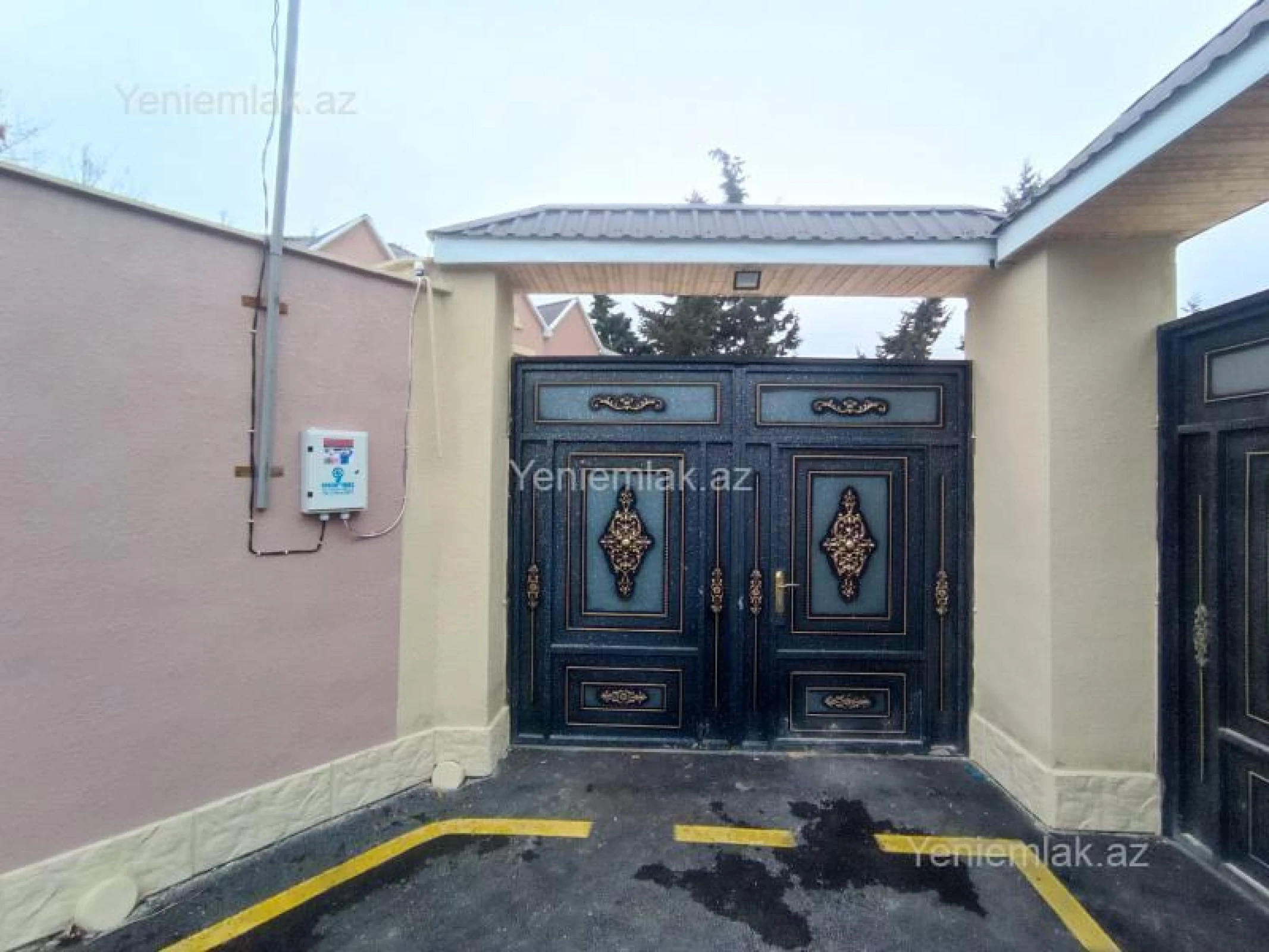 Satılır 4 otaqlı həyət evi 130 m²