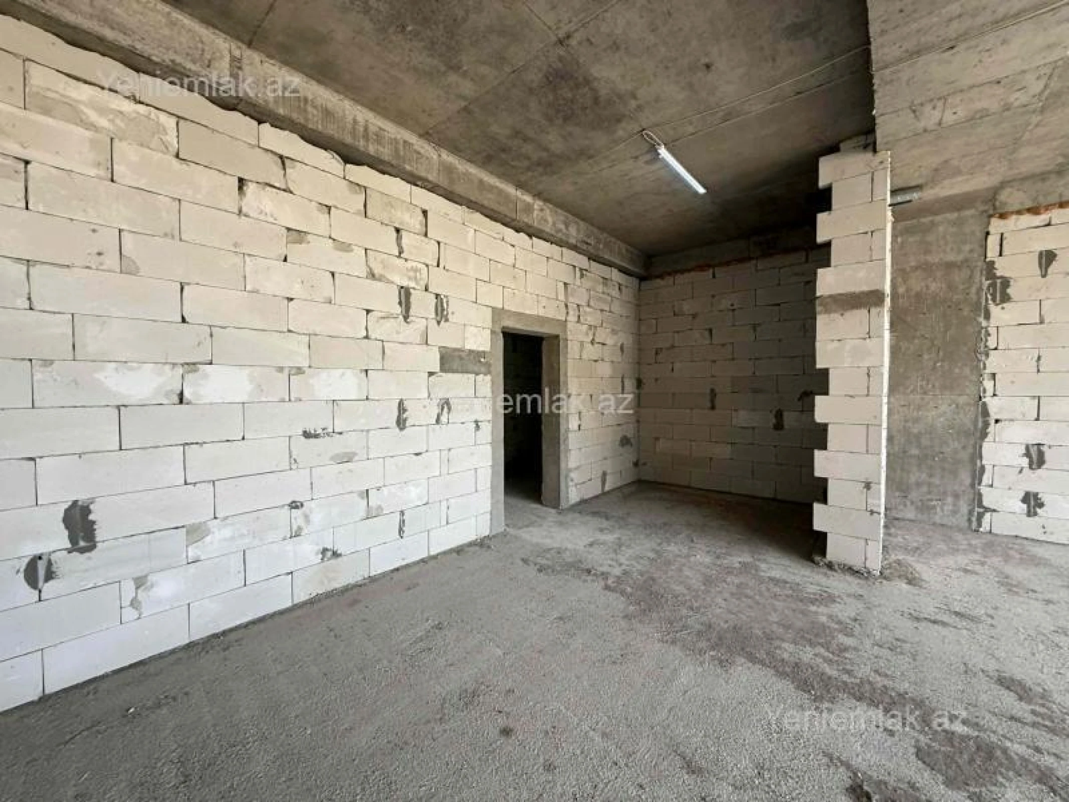 Satılır 2 otaqlı yeni tikili 69.5 m²