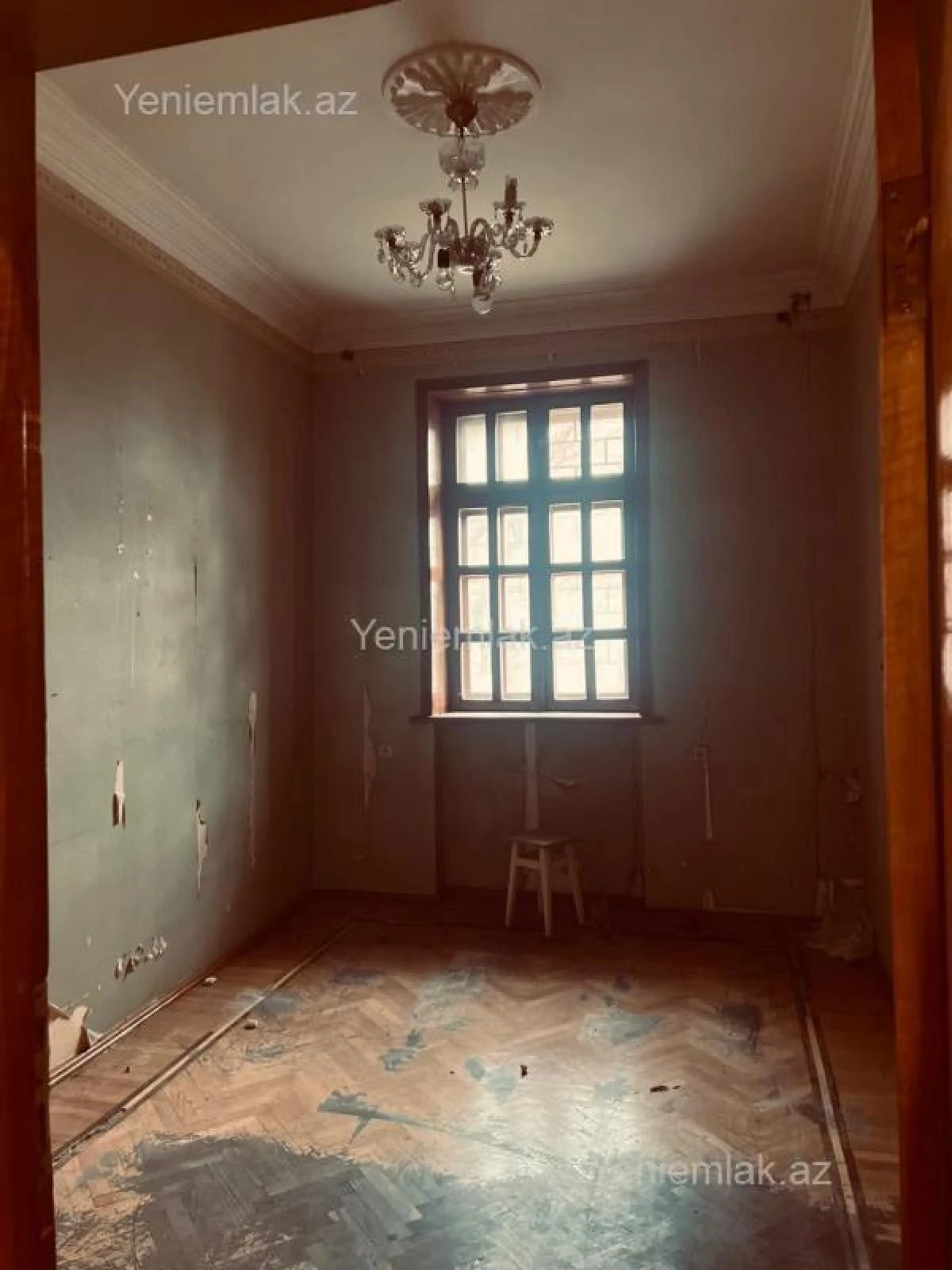 Satılır 3 otaqlı köhnə tikili 110 m²