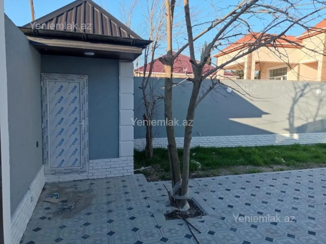 Satılır 4 otaqlı həyət evi 140 m²