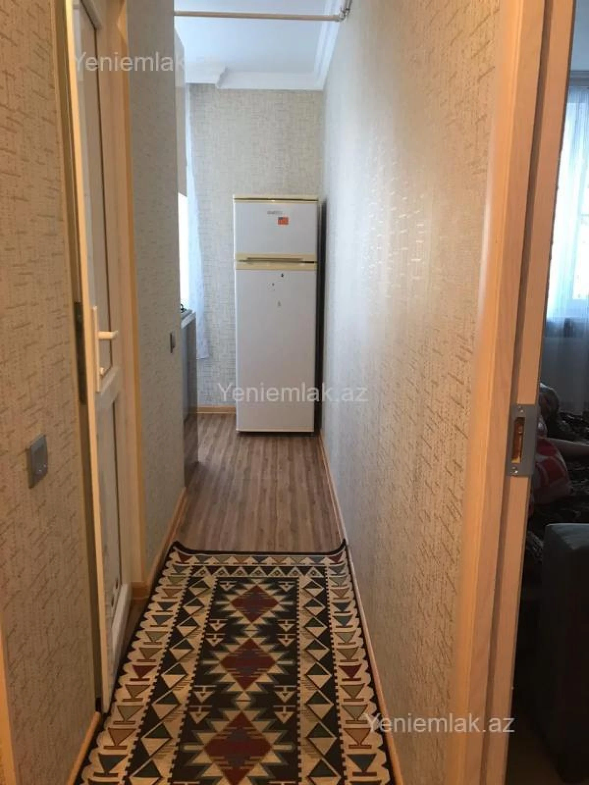 Satılır 1 otaqlı köhnə tikili 36 m²
