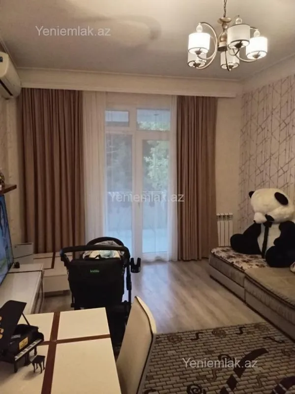 Satılır 2 otaqlı köhnə tikili 56 m²