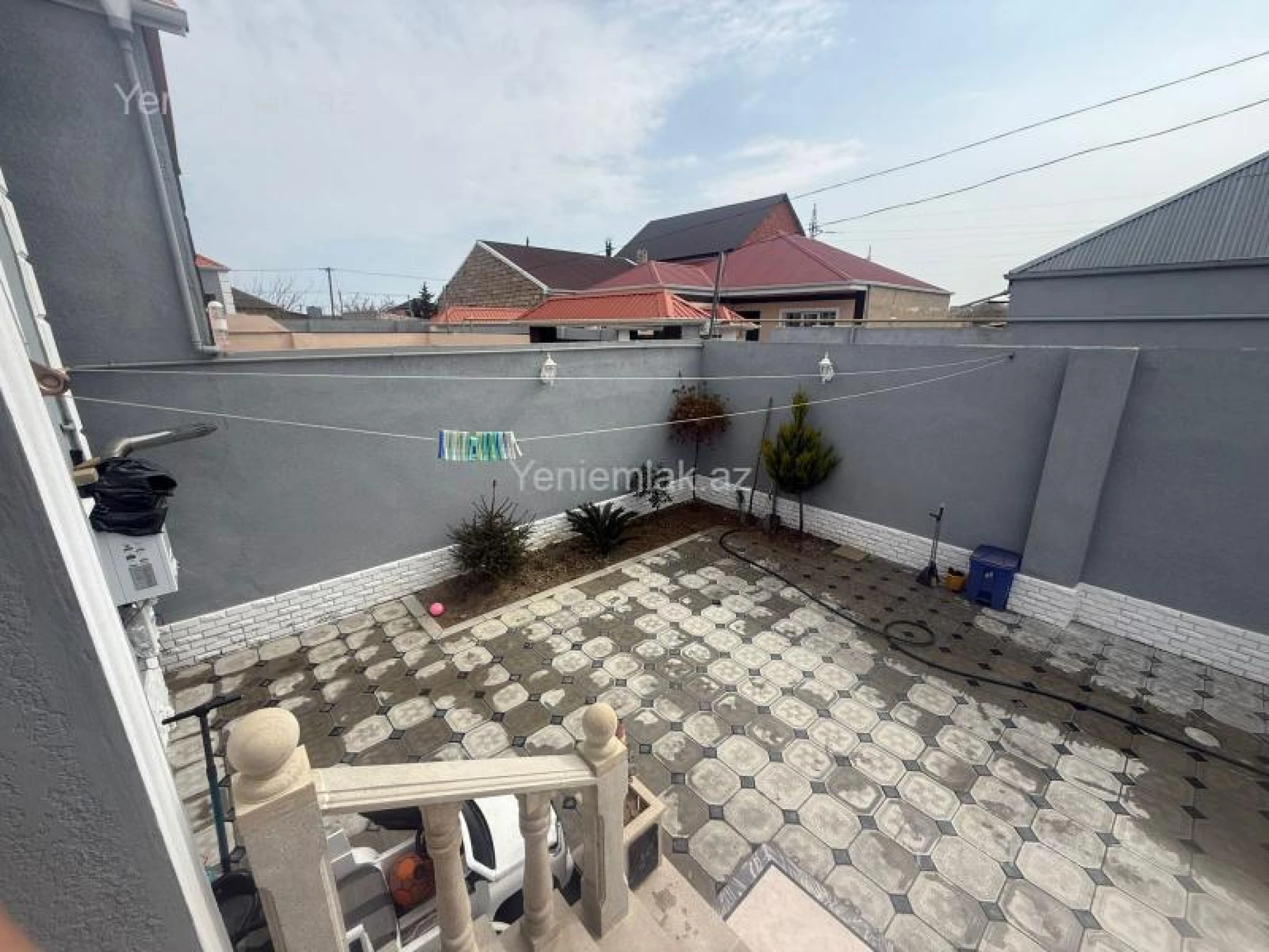 Satılır 4 otaqlı həyət evi 130 m²