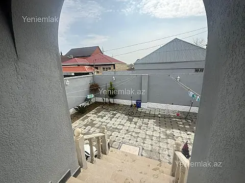 Satılır 4 otaqlı həyət evi 130 m²