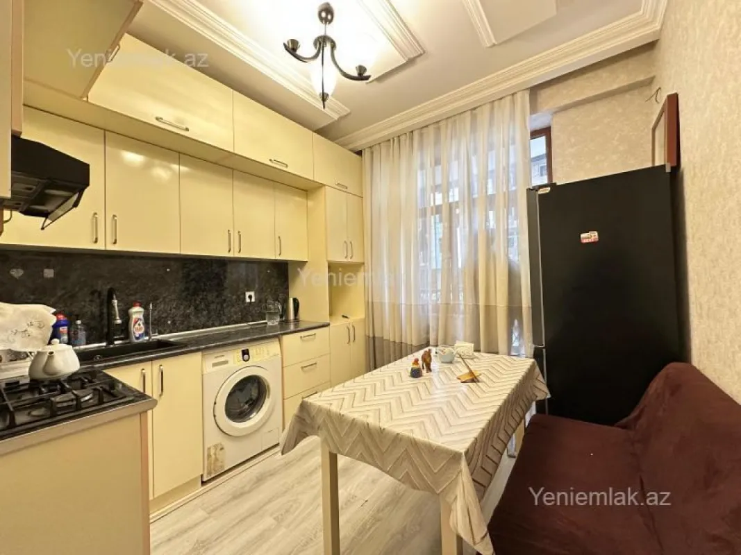 Satılır 2 otaqlı yeni tikili 90 m²